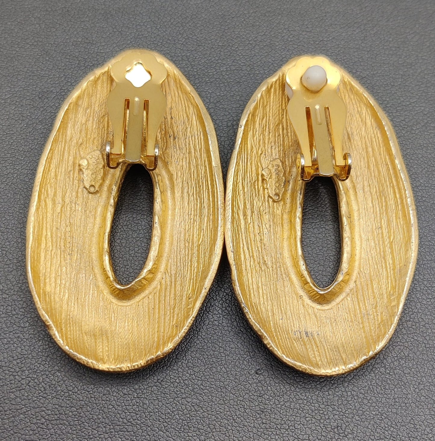 Vintage Statement Clip-ons