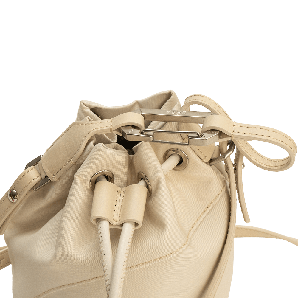 Eéra Tan Bucket Bag